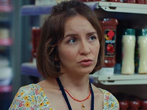 Aşk Ağlatır - Gülçin Güvenç Kimdir?