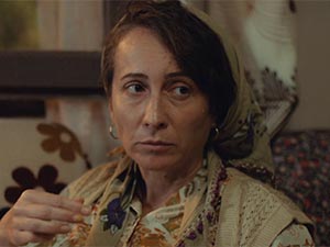 Aşk Ağlatır - Sezin Bozacı - Üftade Varlı Kimdir?