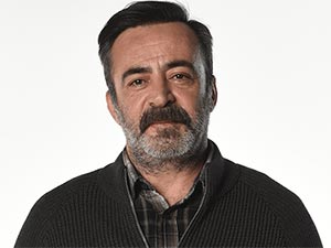 Aşk ve Gurur - Levent Ülgen - Ahmet Esen Kimdir?