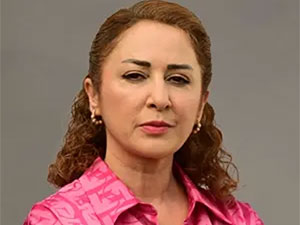 Aşk ve Umut - Neşe Mengüloğlu - Hülya Kimdir?