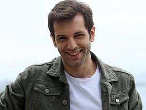 Ateşböceği - Çağrı Çıtanak - Teo Kimdir?