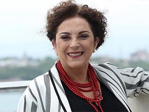 Ateşböceği - Derya Alabora - Cahide Pars Kimdir?