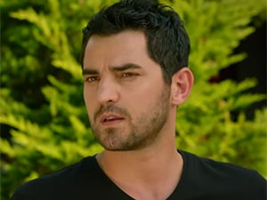 Ateşböceği - İbrahim Aslan - Emrah Kimdir?