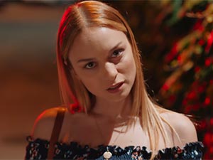 Aynen Aynen - Nilperi Şahinkaya - Nil Kimdir?