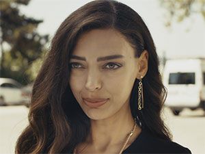 Azim Kahramanı Ayşe - Bahar Karaoğlu - Ayfer Kimdir?