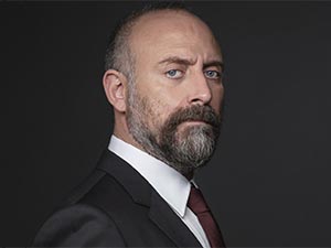 Babil - Halit Ergenç - İrfan Kimdir?