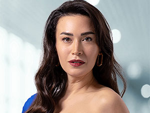 Bahar - Ecem Özkaya - Rengin Çevik Kimdir?