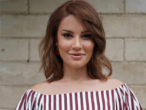 Bay Yanlış - Ece İrtem - Gizem Sezer Kimdir?