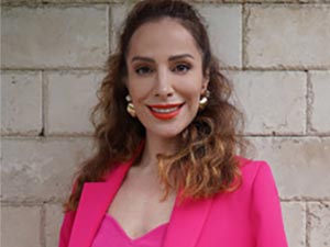 Bay Yanlış - Fatma Toptaş - Cansu Akman Kimdir?