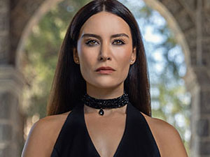 Bereketli Topraklar - Belçim Bilgin - Zehra Kimdir?