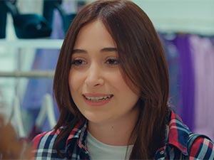 Bir Aile Hikayesi - Zeynep Özneşeli - Gizem Kimdir?