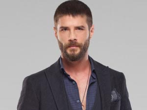 Bir Deli Rüzgar - Berk Cankat - Uğur Kimdir?