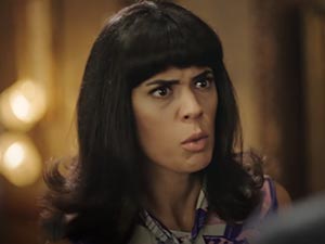 Bir Deli Rüzgar - Deniz Arna - Şükran Batur Kimdir?