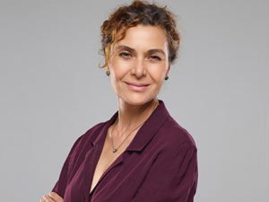 Bir Deli Rüzgar - Hatice Aslan - Melike Candan Kimdir?