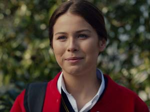 Bir Deli Sevda - Destina Başer - Zeynep Kimdir?