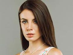 Bir Deniz Hikayesi - Başak Parlak - Reyhan Kimdir?