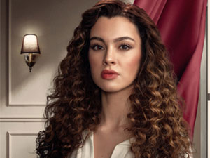 Bir Gece Masalı - Su Burcu Yazgı Coşkun - Canfeza Kilimci Kimdir?