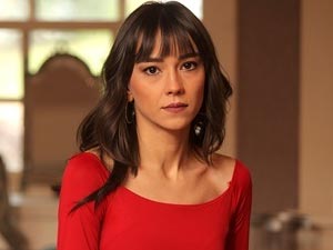 Bir Litre Gözyaşı - Türkü Turan - Kıvılcım Kimdir?