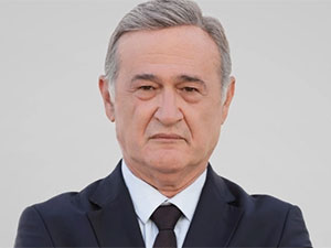 Bir Peri Masalı - Müfit Kayacan - Hamit Köksal Kimdir?