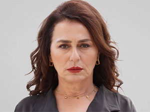 Bir Peri Masalı - Nazan Kesal - Harika Köksal Kimdir?