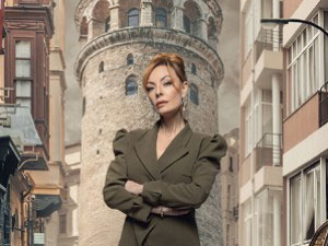 Bir Zamanlar İstanbul - Özge Özder - Jale Kimdir?