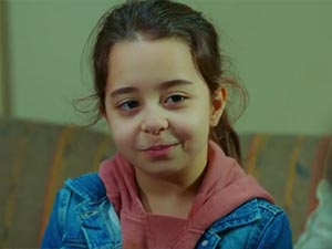 Bizim Hikaye - Beren Gökyıldız - Ayşe Kimdir?