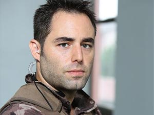 Börü - Bedii Akın - Ömer Tunç Kimdir?