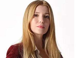 Camdaki Kız - Selma Ergeç - Selen Kimdir?