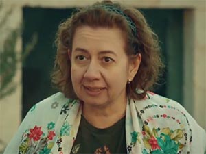 Çoban Yıldızı - Özlem Çakar - Beyaz Kimdir?