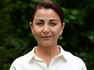 Çocuk - Selda Aktuna - Melek Şahin Kimdir?