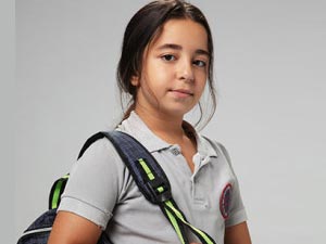 Çocukluk - Beren Gökyıldız - Mavi Kimdir?