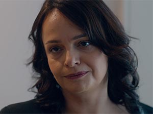 Çukur - Selen Uçer - Ezgi Kimdir?