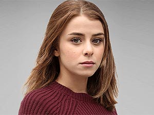 Çukur - İlayda Alişan - Akşın Koçovalı Kimdir?