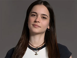 Daha 17 - Helin Elveren - Deniz Soysalan  Kimdir?