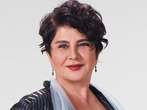 Darısı Başımıza - Devrim Yakut - Zerrin Aksoy Kimdir?