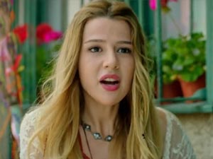 Darısı Başımıza - Eda Elif Başlamışlı - Meryem Tekinsoy Kimdir?