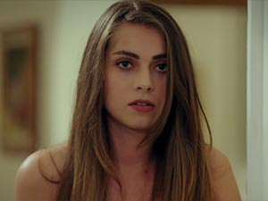 Darısı Başımıza - İlay Erkök - Nur Kimdir?