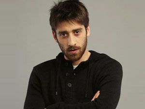 Dayan Yüreğim - Bora Akkaş - Rıfat Kimdir?