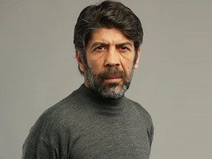 Dayan Yüreğim - Tuncer Salman - Remzi Kimdir?