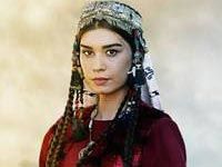 Diriliş Ertuğrul - Burcu Kıratlı - Gökçe Kimdir?
