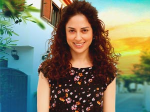 Ege'nin Hamsisi - Ceyda Saltadal - Eda Üzüm Kuru Kimdir?