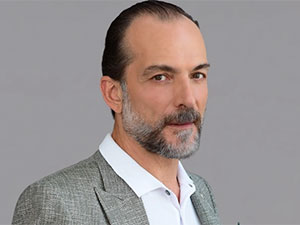 Elbet Bir Gün - Muhammet Uzuner - Yavuz Kaplan Kimdir?