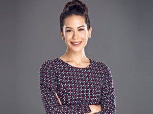 Esaretim Sensin - Yağmur Özbasmacı Mermer - Perihan Kimdir?