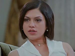 Eve Dönüş - İpek Erdem - Canan Kimdir?