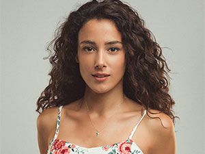 Familya - Cansu Tosun - Hare Bilgiç Kimdir?