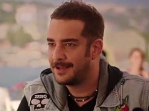 Familya - Enis Arıkan - Bergütay Kimdir?