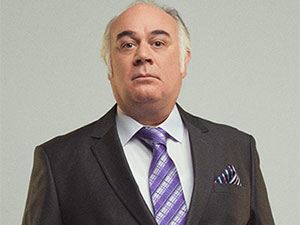 Familya - Güven Kıraç - Casim Yeltekli Kimdir?