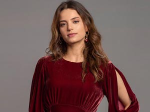 Ferhat ile Şirin - Leyla Tanlar - Şirin Kimdir?