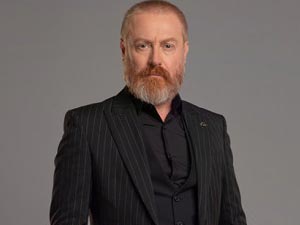 Ferhat ile Şirin - Yıldıray Şahinler - Hüsrev Kimdir?