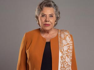 Ferhat ile Şirin - Işıl Yücesoy - Hayriye Kimdir?